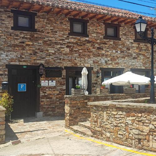 Posada De Serrada Serrada de la Fuente Dış mekan fotoğraf