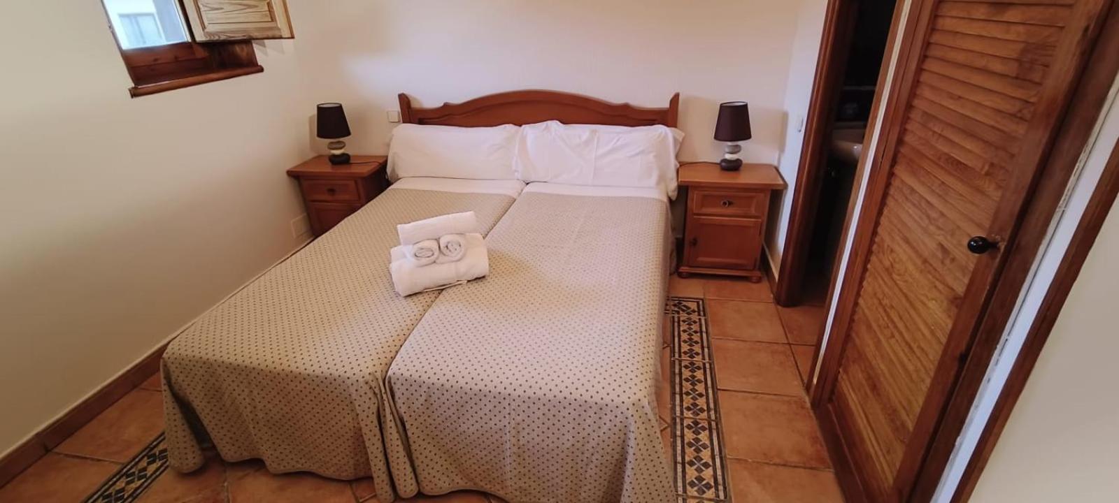 Posada De Serrada Serrada de la Fuente Dış mekan fotoğraf